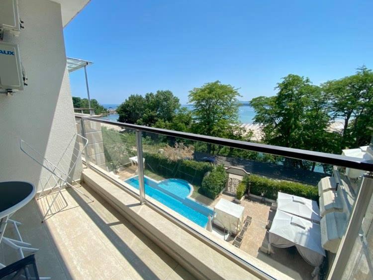 Paradise Deluxe Apartment Primorsko